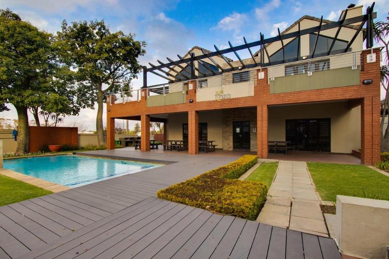 To Let 2 Bedroom Property for Rent in Lonehill Gauteng