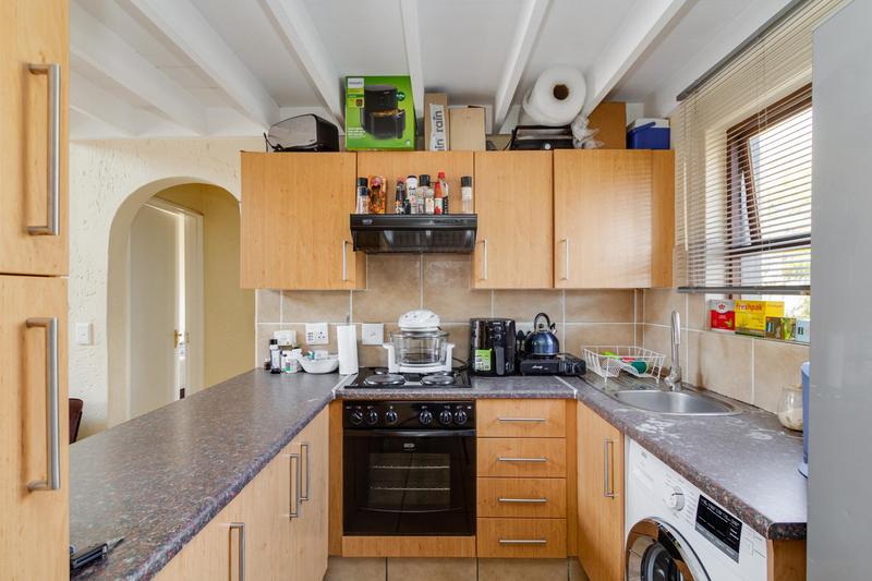 1 Bedroom Property for Sale in Lonehill Gauteng