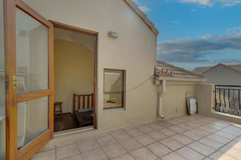 1 Bedroom Property for Sale in Lonehill Gauteng