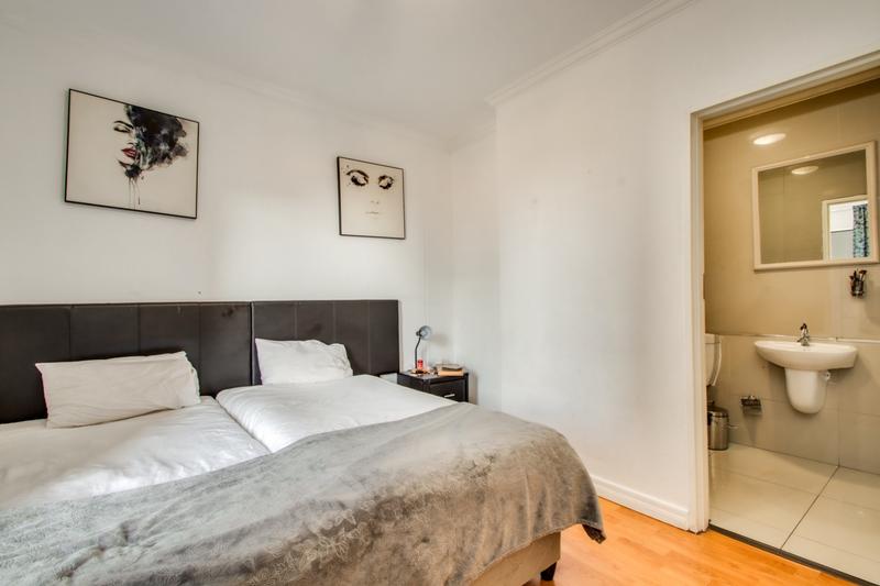 2 Bedroom Property for Sale in Sandton Central Gauteng