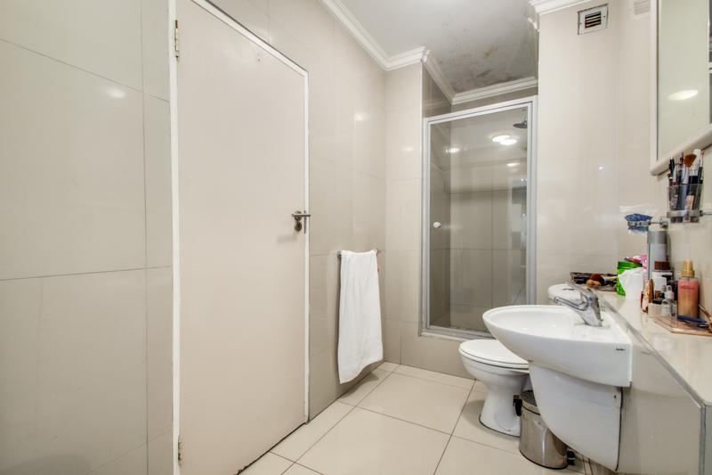 2 Bedroom Property for Sale in Sandton Central Gauteng