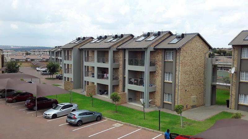 To Let 2 Bedroom Property for Rent in Stone Ridge Gauteng