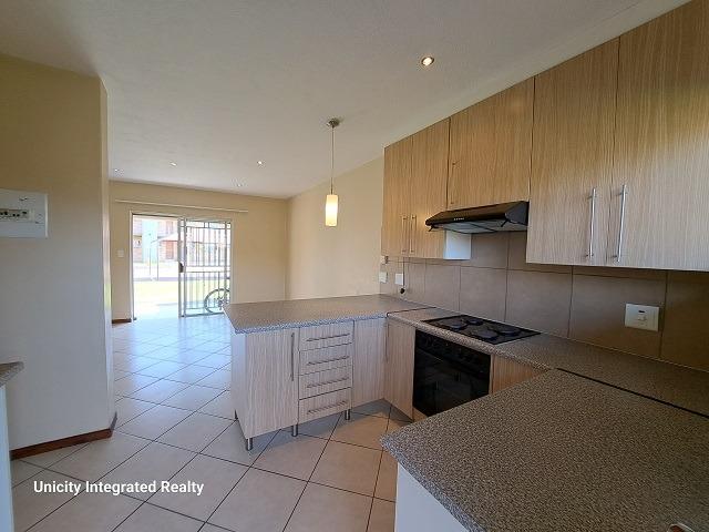 To Let 2 Bedroom Property for Rent in Stone Ridge Gauteng