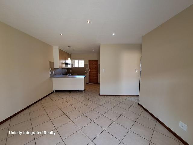 To Let 2 Bedroom Property for Rent in Stone Ridge Gauteng