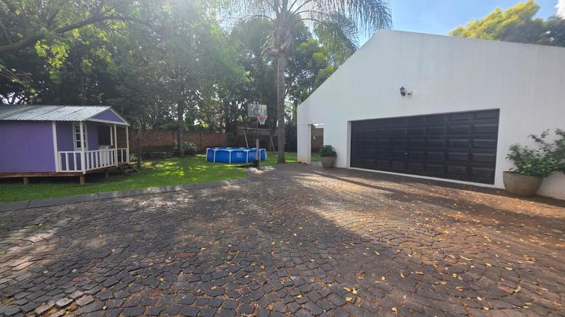 3 Bedroom Property for Sale in Eldoraigne Gauteng