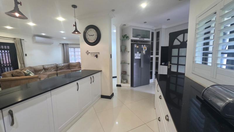 3 Bedroom Property for Sale in Eldoraigne Gauteng
