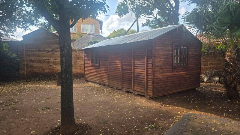 3 Bedroom Property for Sale in Eldoraigne Gauteng