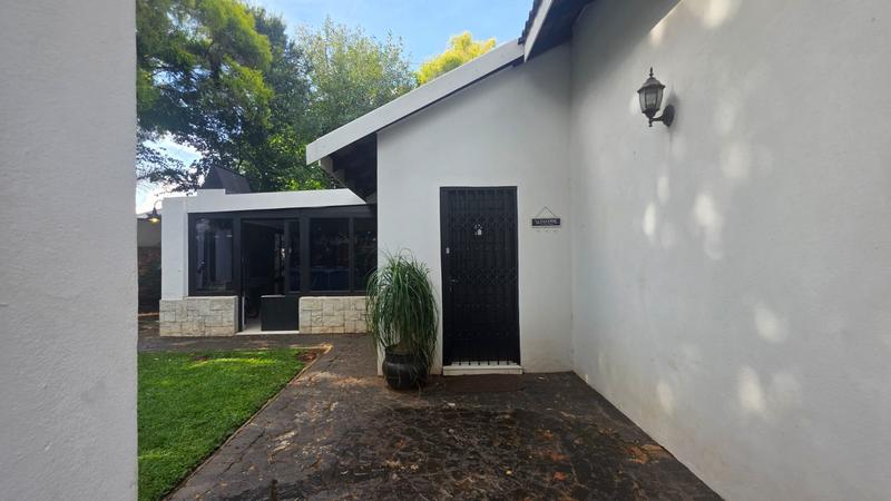 3 Bedroom Property for Sale in Eldoraigne Gauteng