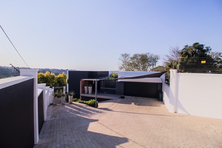5 Bedroom Property for Sale in Waterkloof Heights Gauteng