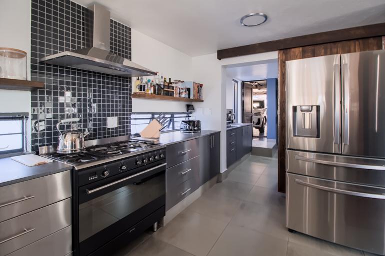 5 Bedroom Property for Sale in Waterkloof Heights Gauteng