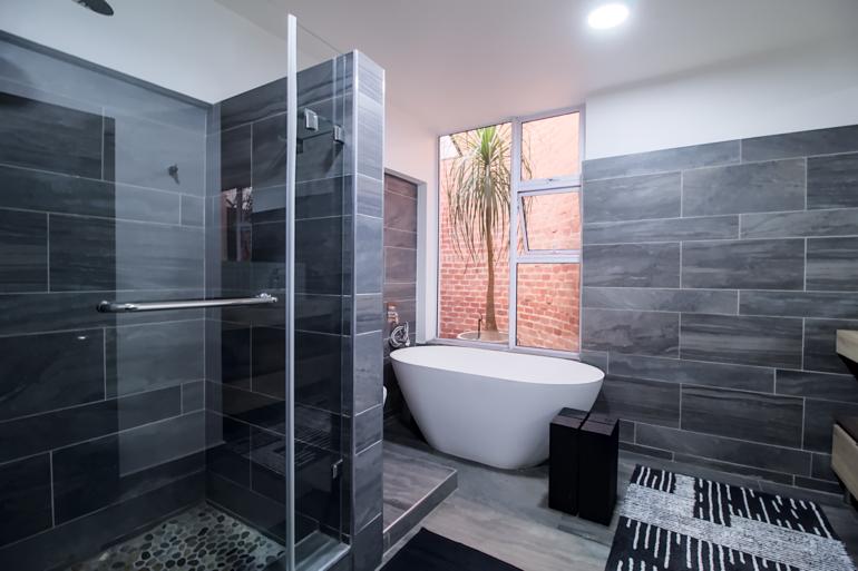 5 Bedroom Property for Sale in Waterkloof Heights Gauteng