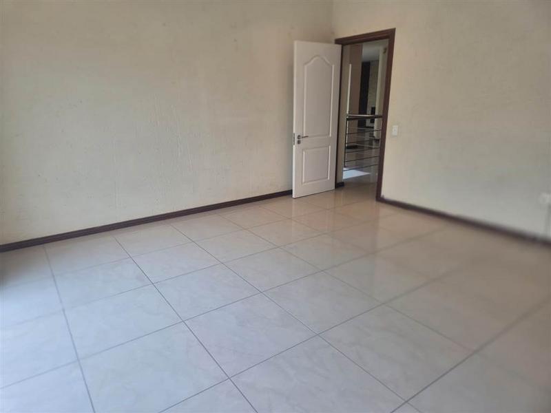To Let 3 Bedroom Property for Rent in Morningside Gauteng
