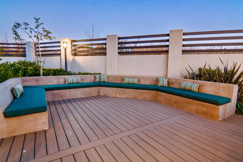 6 Bedroom Property for Sale in Copperleaf Estate Gauteng