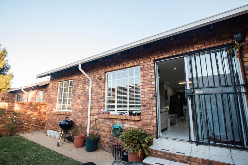 2 Bedroom Property for Sale in Amberfield Gauteng