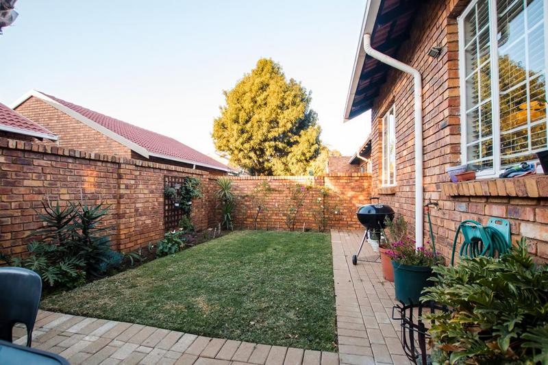 2 Bedroom Property for Sale in Amberfield Gauteng