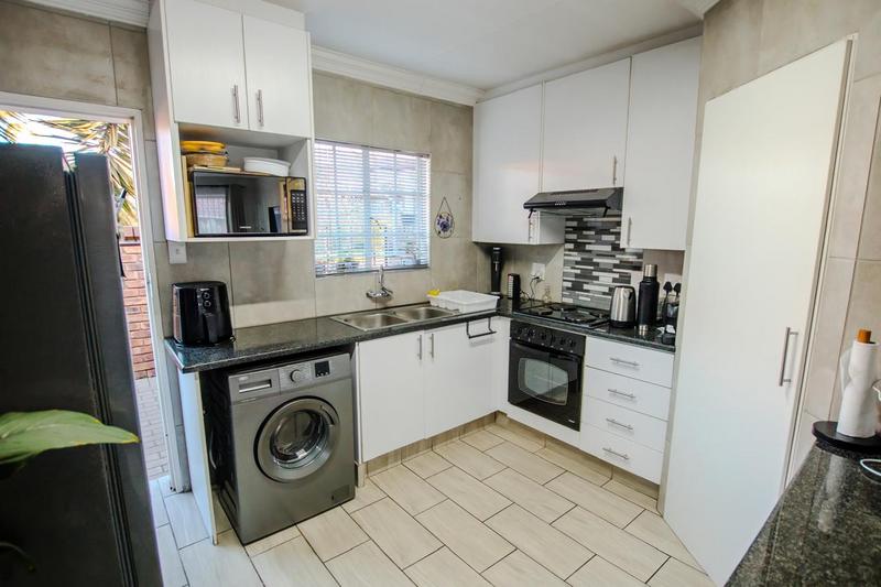 2 Bedroom Property for Sale in Amberfield Gauteng