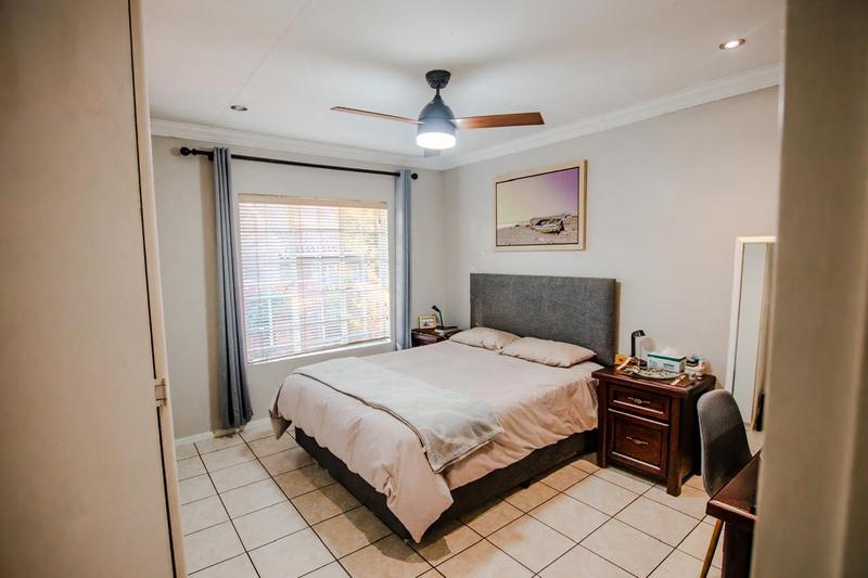 2 Bedroom Property for Sale in Amberfield Gauteng