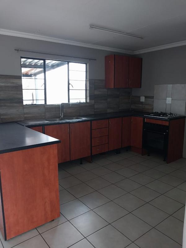 To Let 2 Bedroom Property for Rent in Benoni AH Gauteng