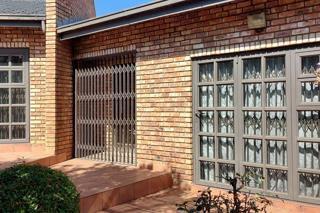 4 Bedroom Property for Sale in Spruit View Gauteng