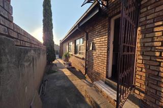 4 Bedroom Property for Sale in Spruit View Gauteng