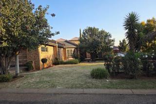 4 Bedroom Property for Sale in Spruit View Gauteng