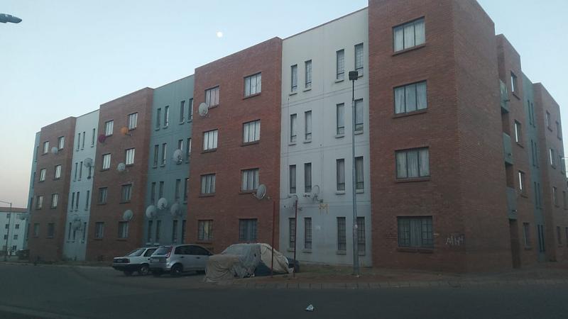 2 Bedroom Property for Sale in Fleurhof Gauteng