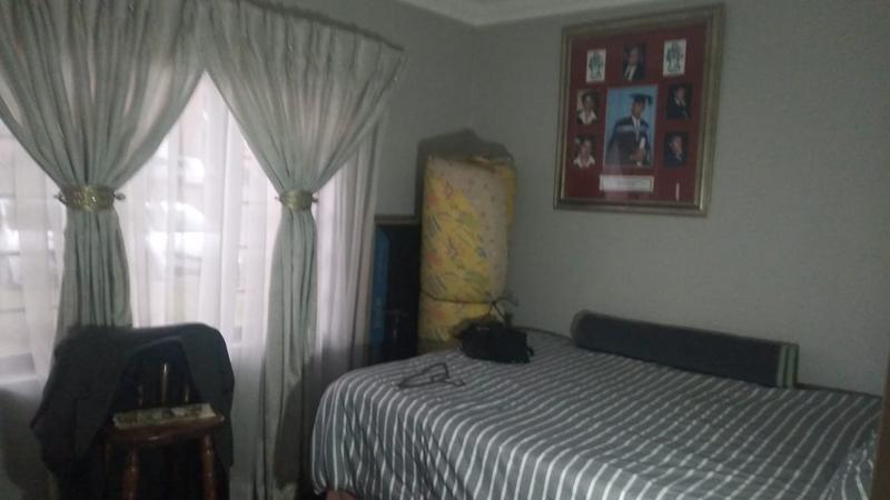 2 Bedroom Property for Sale in Fleurhof Gauteng