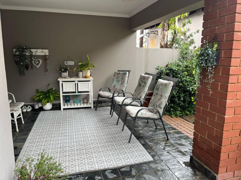 To Let 3 Bedroom Property for Rent in Fourways Gauteng