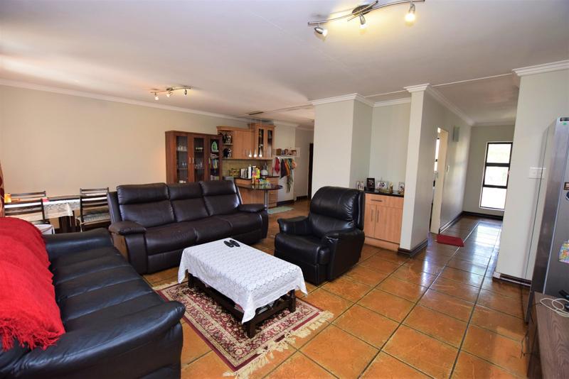 To Let 3 Bedroom Property for Rent in Fourways Gauteng