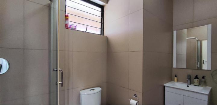 1 Bedroom Property for Sale in Lilianton Gauteng