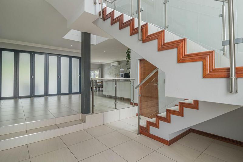 5 Bedroom Property for Sale in Midstream Ridge Gauteng