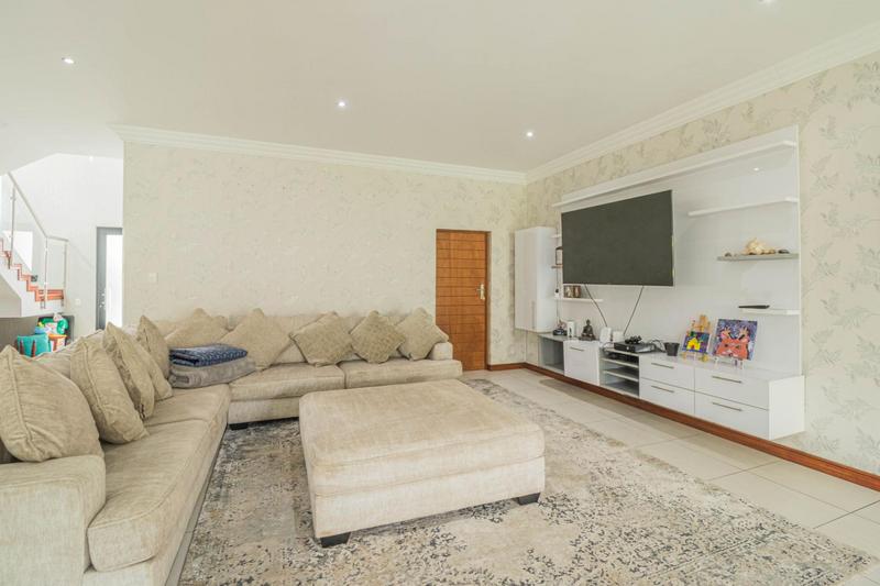 5 Bedroom Property for Sale in Midstream Ridge Gauteng