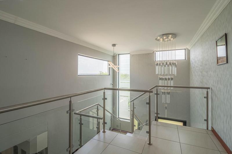 5 Bedroom Property for Sale in Midstream Ridge Gauteng