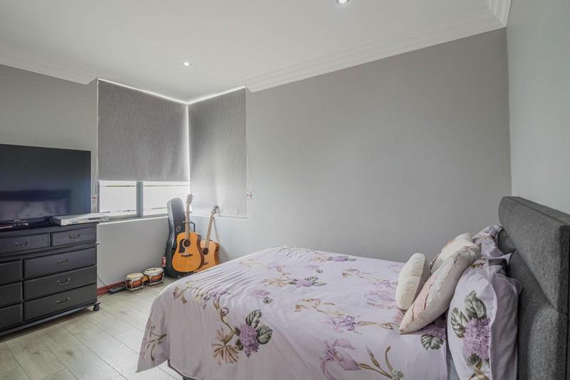 5 Bedroom Property for Sale in Midstream Ridge Gauteng