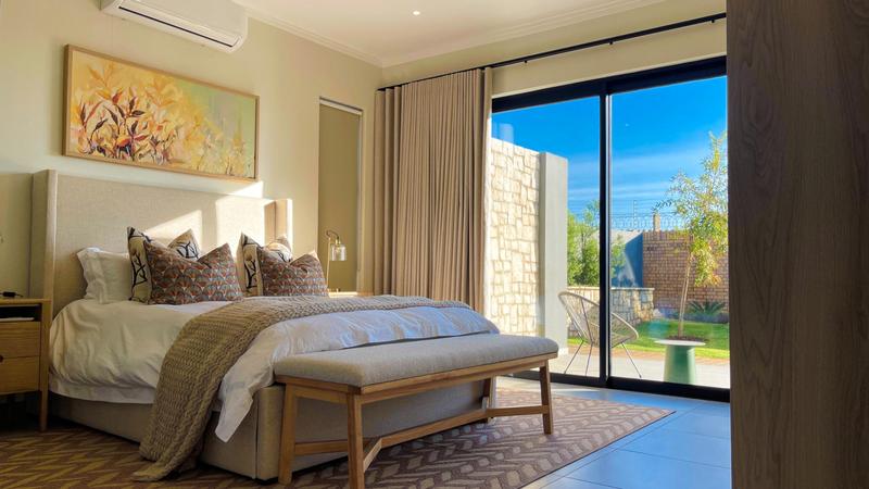 5 Bedroom Property for Sale in Midstream Heights Gauteng