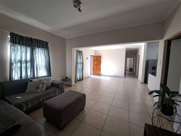 4 Bedroom Property for Sale in Roseacre Gauteng