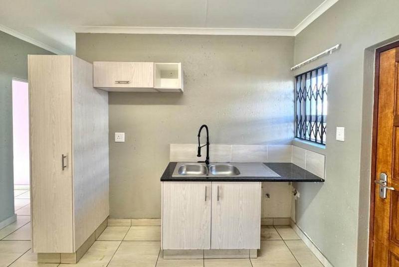 3 Bedroom Property for Sale in Roseacre Gauteng
