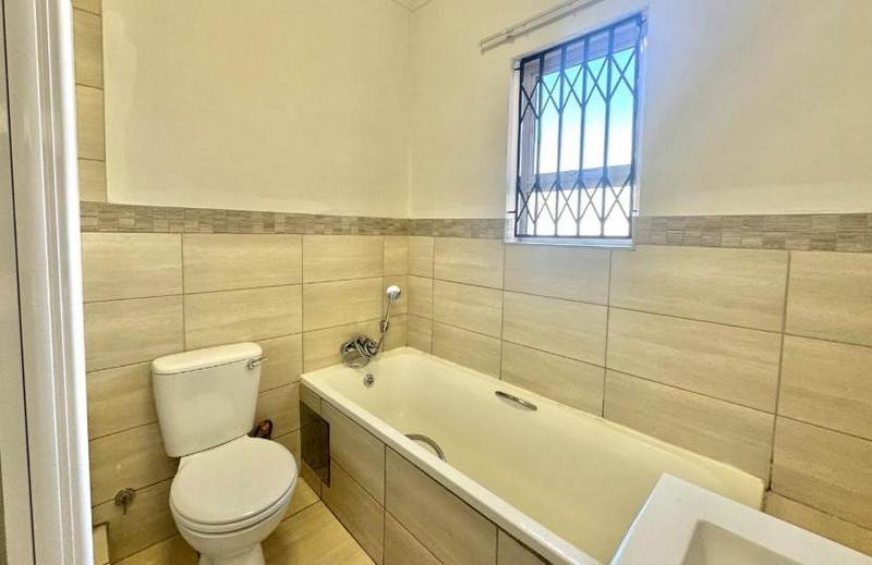 3 Bedroom Property for Sale in Roseacre Gauteng