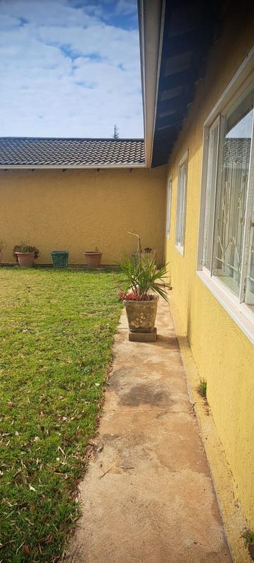 6 Bedroom Property for Sale in Ennerdale Gauteng