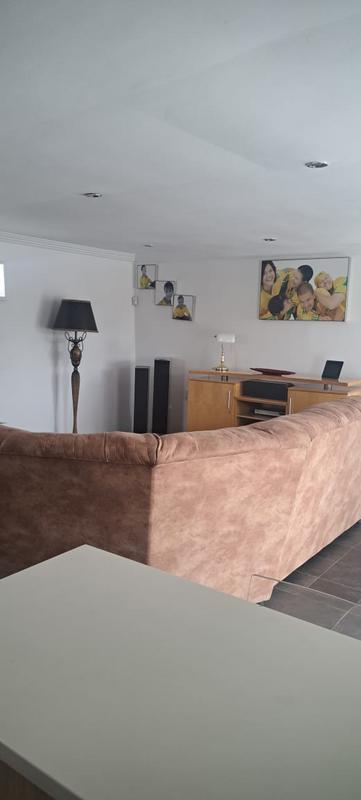 6 Bedroom Property for Sale in Ennerdale Gauteng