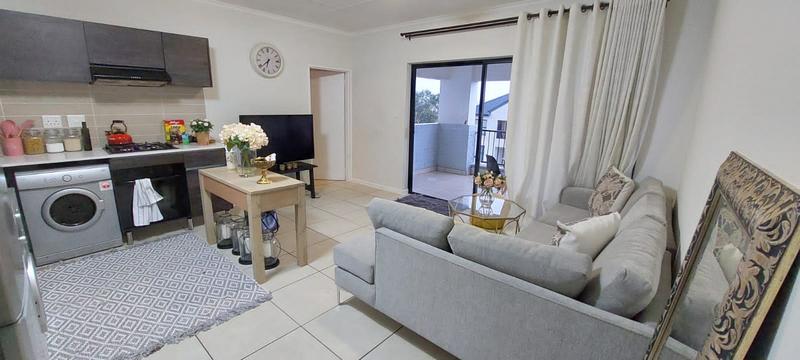 To Let 1 Bedroom Property for Rent in Bryanston Gauteng
