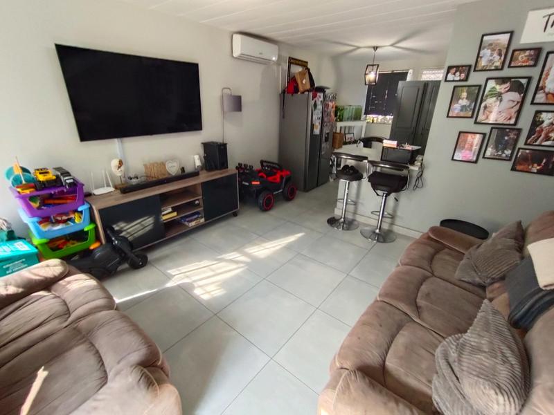 2 Bedroom Property for Sale in Dorandia Gauteng