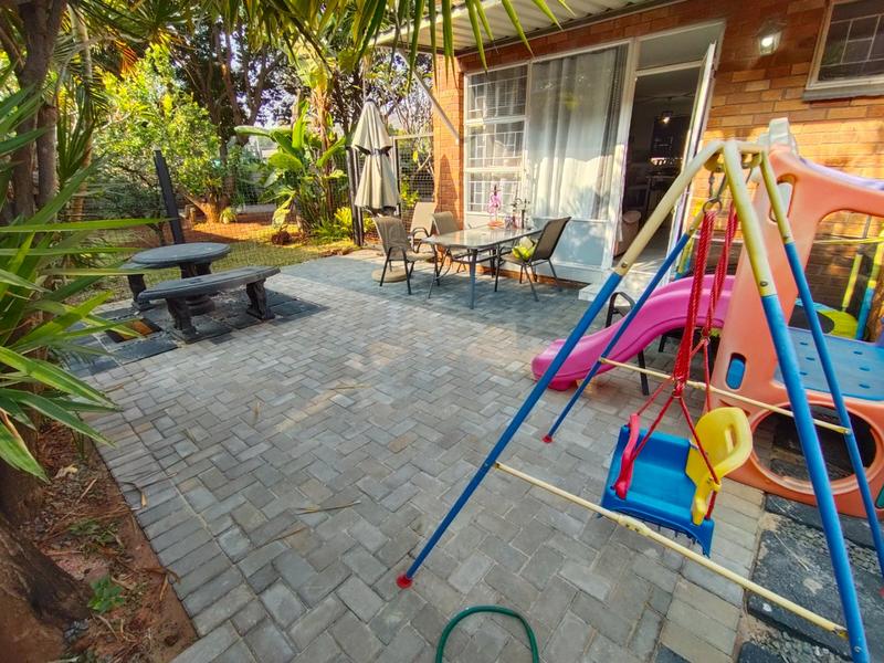 2 Bedroom Property for Sale in Dorandia Gauteng