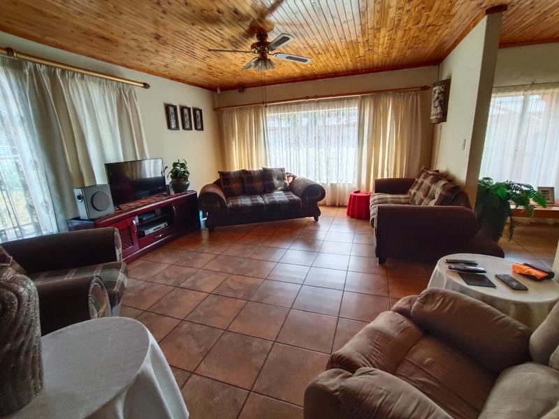 3 Bedroom Property for Sale in Dorandia Gauteng