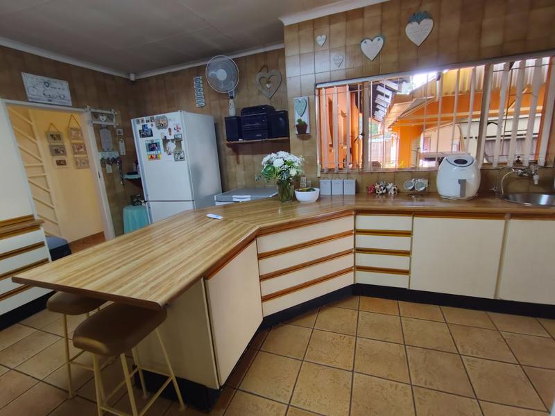 3 Bedroom Property for Sale in Dorandia Gauteng
