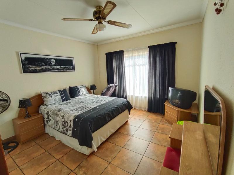 3 Bedroom Property for Sale in Dorandia Gauteng