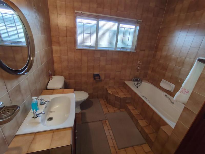 3 Bedroom Property for Sale in Dorandia Gauteng