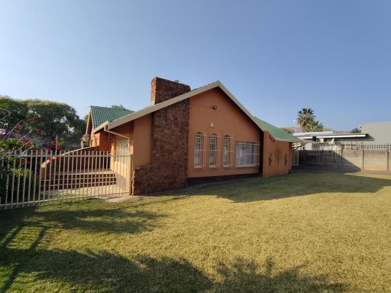 3 Bedroom Property for Sale in Dorandia Gauteng