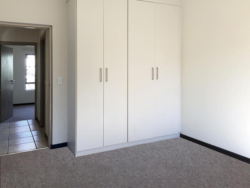 To Let 2 Bedroom Property for Rent in Lonehill Gauteng
