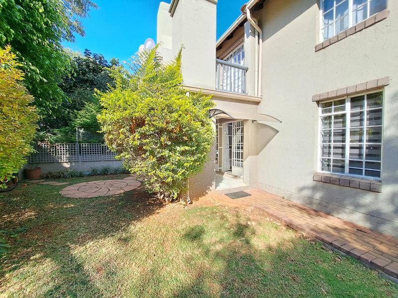 To Let 2 Bedroom Property for Rent in Faerie Glen Gauteng